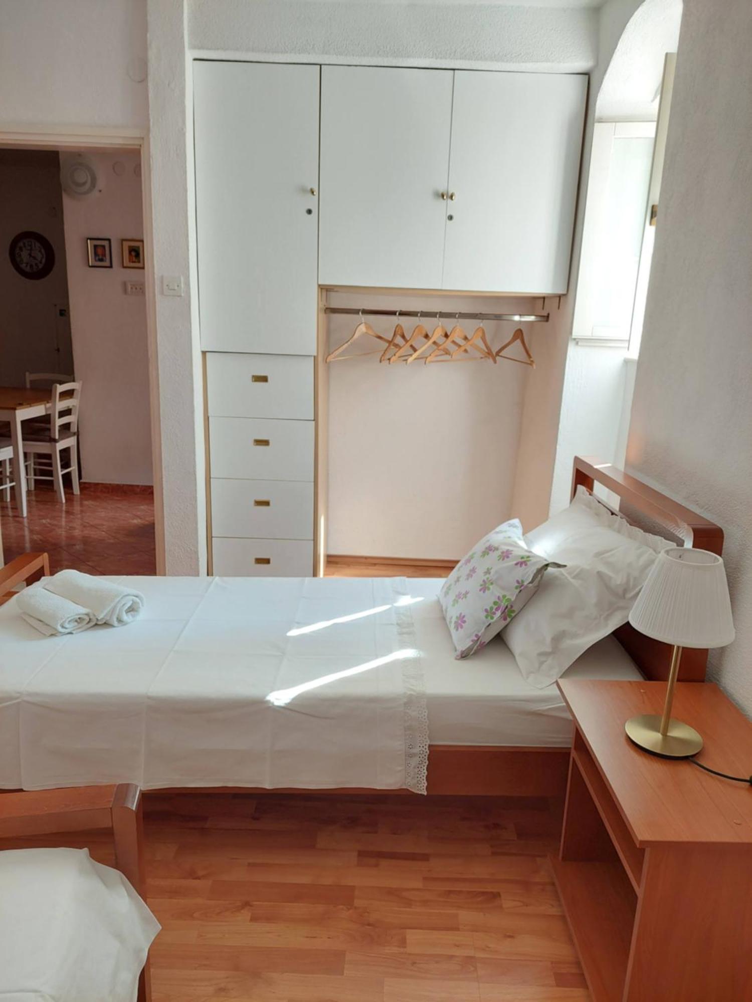 Apartment In Vis Historic Center - Mikula, Ljubica, Toma 외부 사진
