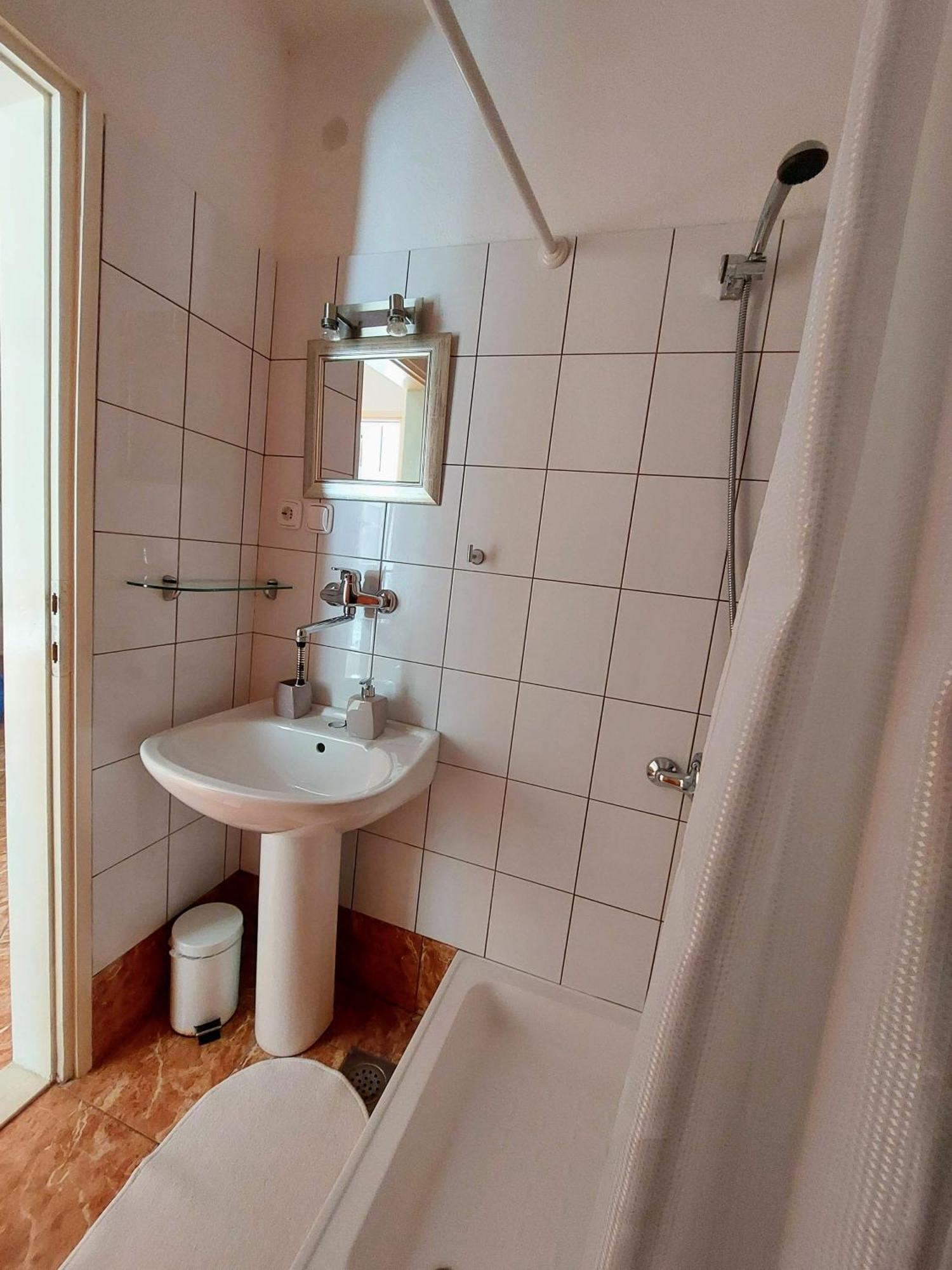 Apartment In Vis Historic Center - Mikula, Ljubica, Toma 외부 사진