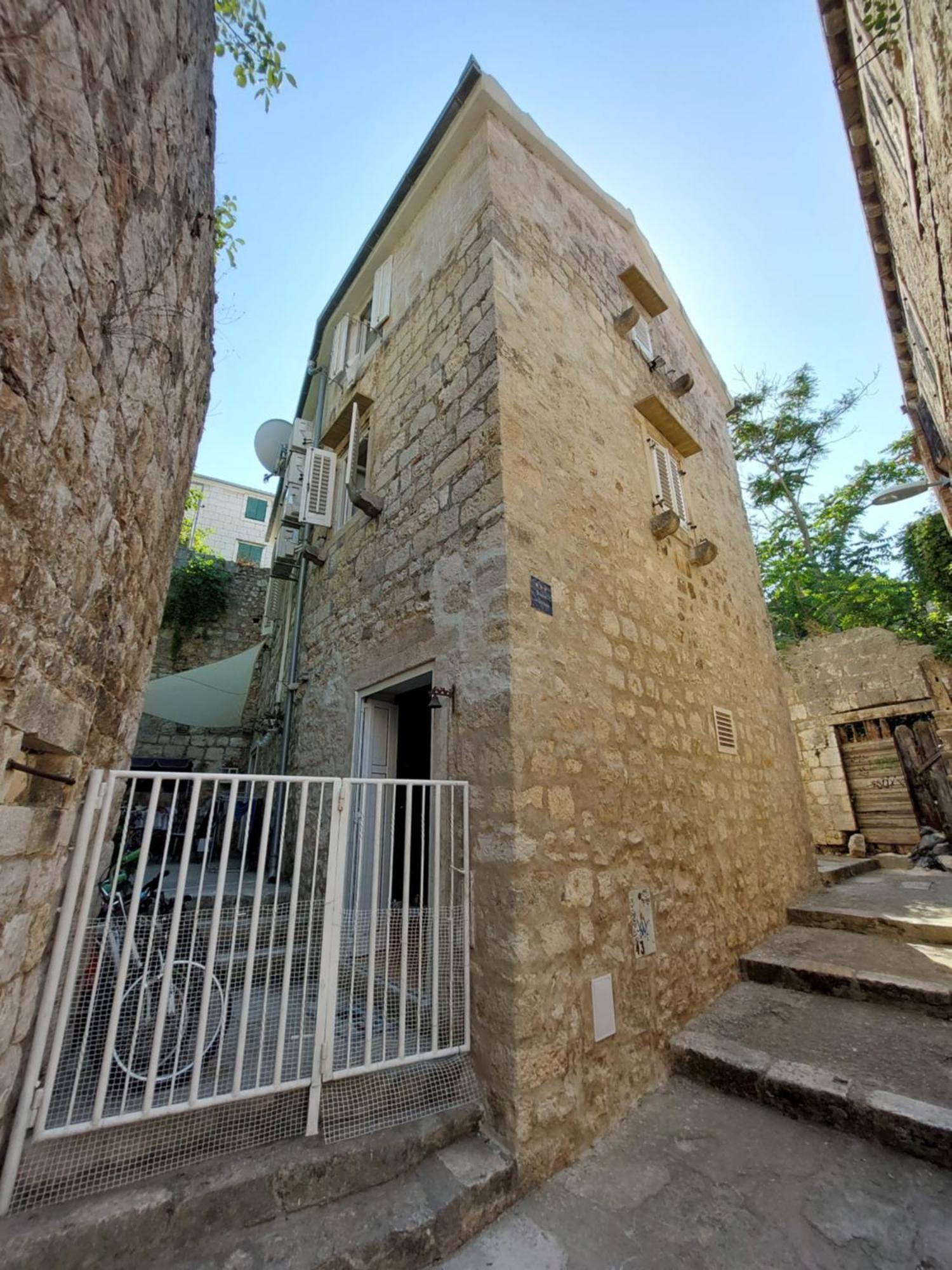 Apartment In Vis Historic Center - Mikula, Ljubica, Toma 외부 사진